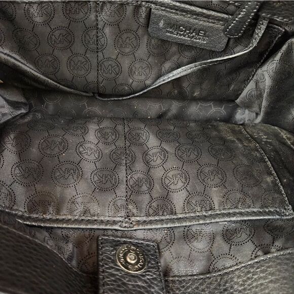 Michael Kors Medium Audrey Satchel classic black & white‎ pebbled leather bag - Picture 8 of 16